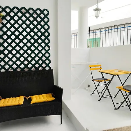 Thelma 1 Minuto A Pie Del Mar Tías