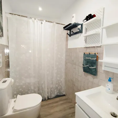 Thelma 1 Minuto A Pie Del Mar *