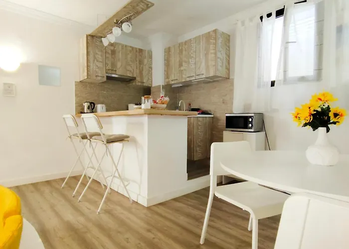 Thelma 1 Minuto A Pie Del Mar